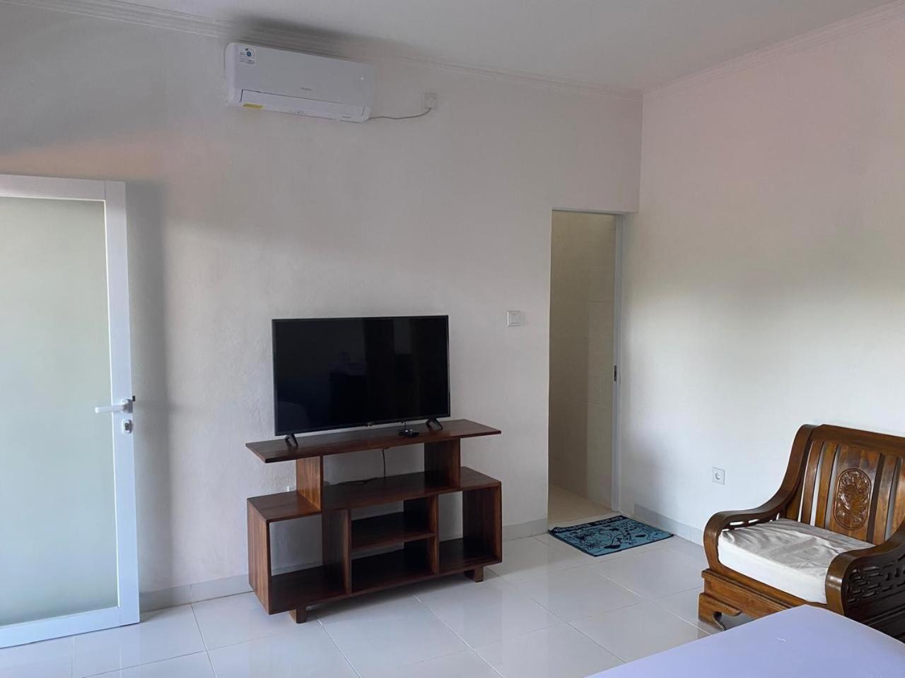 Manis Guest House Seminyak  Exterior photo
