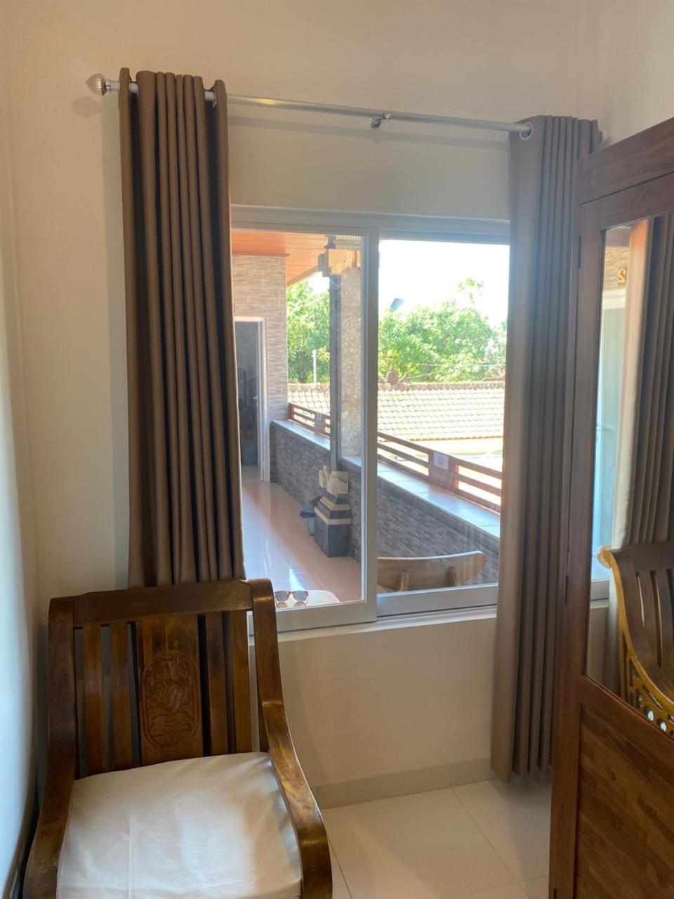 Manis Guest House Seminyak  Exterior photo